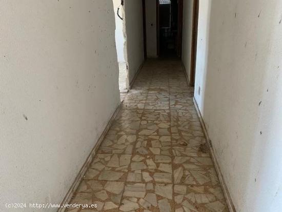 CASA EN VENTA EN MAZUECOS, GUADALAJARA - GUADALAJARA