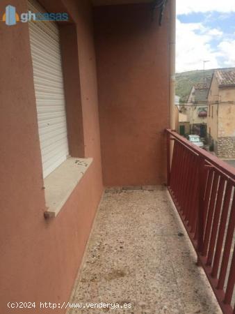 Piso en venta en Pareja, Guadalajara - GUADALAJARA