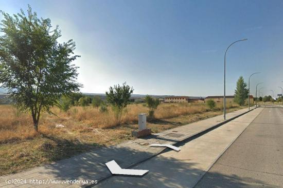 Terreno urbano en la zona de Manantiales, Guadalajara. - GUADALAJARA