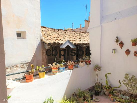 EDIFICIO DEL SIGLO XVI EN ZONA MONTESIÓN - BALEARES