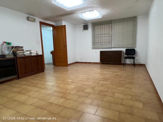 LOCAL COMERCIAL EN VENTA - VALENCIA