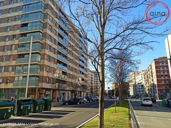  Garaje Avenida Bayona - NAVARRA 