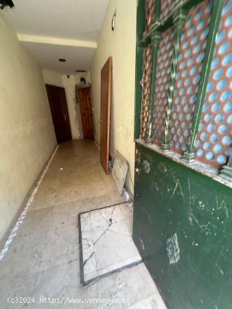 CASA EN VENTA EN TORREBLANCA - SEVILLA