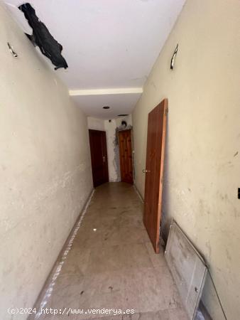 CASA EN VENTA EN TORREBLANCA - SEVILLA