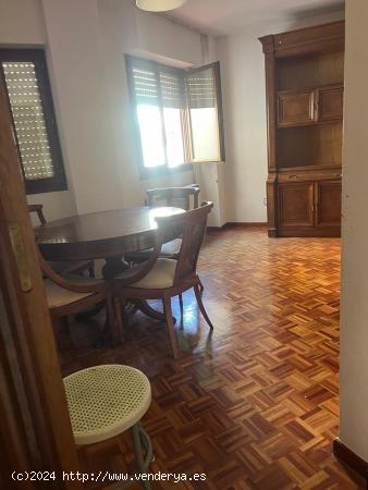 OPORTUNIDAD VIVIENDA EN CASCO HISTORICO - LEON