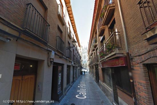  INVERSORES: SE VENDE LOCAL CON NEGOCIO DE HOSTELERIA EN FUNCIONAMIENTO - LEON 