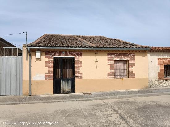 Casa en venta en Narros de Cuéllar (Segovia). Ref.1974 - SEGOVIA