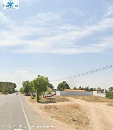 Se vende terreno rustico carretera Barrax - ALBACETE