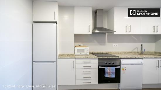 Piso de 3 habitaciones en alquiler en Algirós - VALENCIA