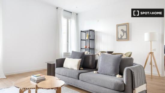 Apartamento de 2 dormitorios en alquiler en Barcelona - BARCELONA