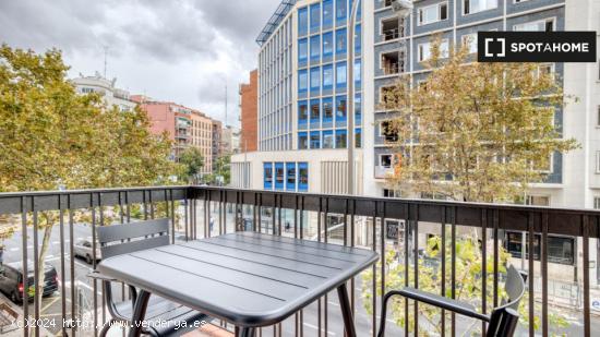 Apartamento de 2 dormitorios en alquiler en Madrid - MADRID