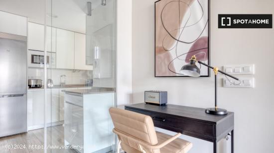 Apartamento de 2 dormitorios en alquiler en Madrid - MADRID