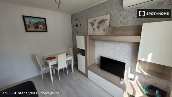 Apartamento entero de 2 dormitorios en Sant Adrià de Besòs - BARCELONA