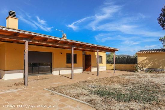  Chalet independiente con piscina en QUEROL! - TARRAGONA 