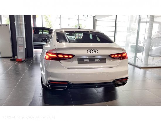 Se Vende AUDI A5 Black Line 40 TDI S tronic Sportback