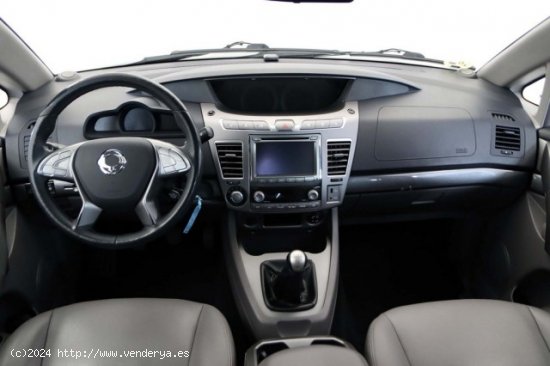 SSANGYONG Rodius en venta en LalÃ­n (Pontevedra) - LalÃ­n