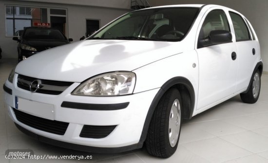 Opel Corsa 1.3 CDTI de 2003 con 233.404 Km por 2.900 EUR. en Salamanca