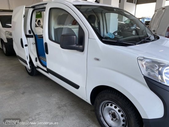 Fiat Fiorino 1.3 ISOTERMO CON FRIO de 2018 con 181.000 Km por 11.157 EUR. en Sevilla