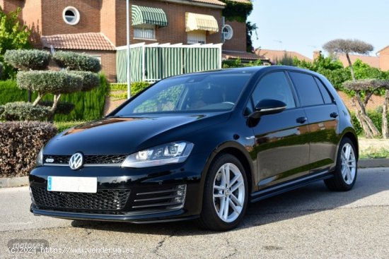 Volkswagen Golf VOLKSWAGEN GOLF GTD 2.0 TDI 184 CV BMT 5P. de 2015 con 27.745 Km por 22.900 EUR. en 