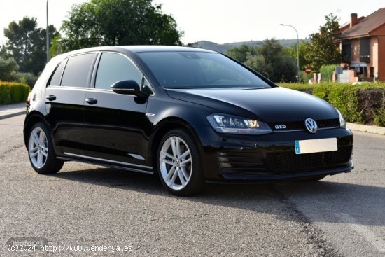 Volkswagen Golf VOLKSWAGEN GOLF GTD 2.0 TDI 184 CV BMT 5P. de 2015 con 27.745 Km por 22.900 EUR. en 