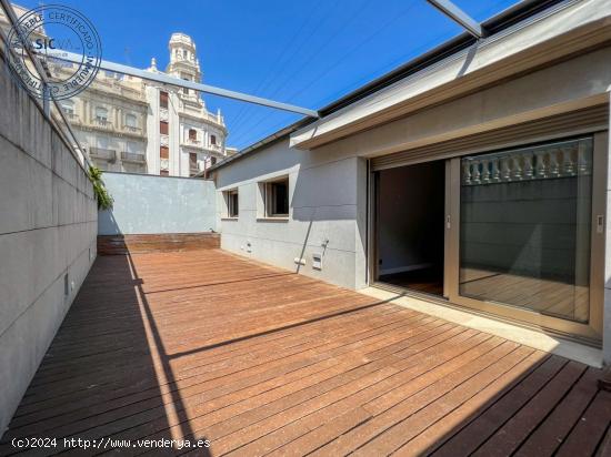 Ático de lujo en alquiler en pleno centro de Valencia - VALENCIA