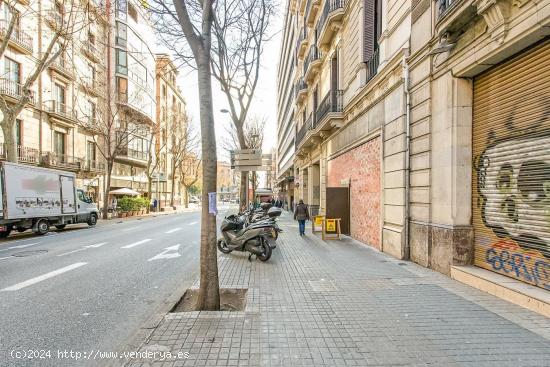 LOCAL EN VENDA A BARCELONA - EIXAMPLE - BARCELONA