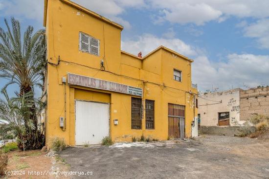  EDIFICIO DE VIVIENDAS Y LOCAL EN GRANADILLA - SANTA CRUZ DE TENERIFE 