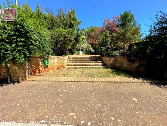 ¡Oportunidad! Casa y Terreno en el Barrio Más Privilegiado de Córdoba: El Brillante - CORDOBA