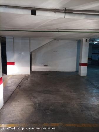  SE VENDEN DOS PLAZAS DE APARCAMIENTPO EN EL CENTRO - CADIZ 