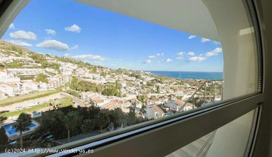 LLAVE EN MANO. ÁTICO MARIPOSA CON ENORME TERRAZA, ORIENTACIÓN SUROESTE Y VISTAS PANORÁMICAS AL MA