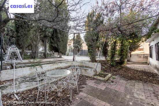 Casa con Parcela en Cájar - GRANADA