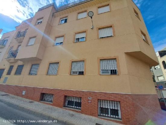 Piso de 2 dormitorios en la Loma de la Mezquita - ALMERIA