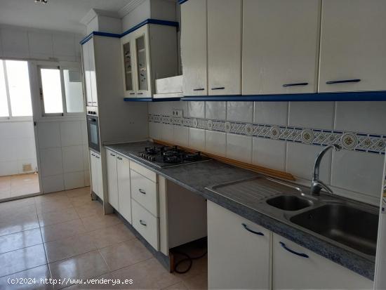 VENTA DE VIVIENDA CON ASCENSOR ELCHE - ALICANTE