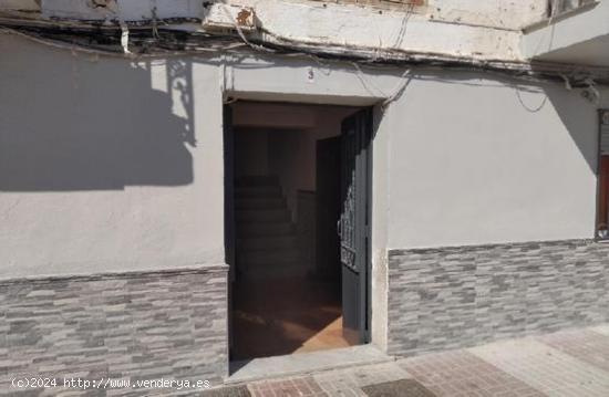 Piso con 3 habitaciones en Bailen - JAEN