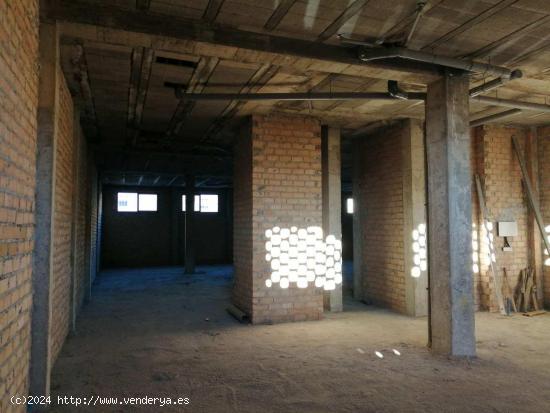 LOCAL EN BRUTO EN LA ZONA DE LA CANALEJA JEREZ DE LA FRONTERA - CADIZ