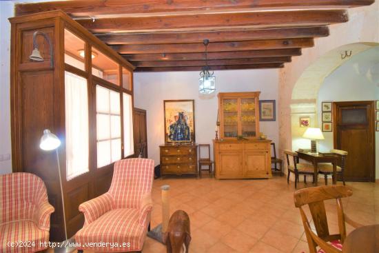 Fantástica casa tradicional mallorquina en venta en la zona más deseada del pueblo de Muro. - BALE