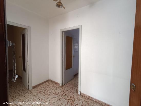 OPORTUNIDAD, SE VENDE ESTUPENDO PISO EN SAN JAVIER - MURCIA