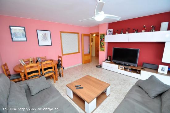 APARTAMENTO DE 2 HABITACIONES CON PISICINA CERCA DE LA PLAYA - TARRAGONA