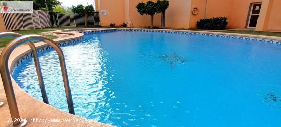 APARTAMENTO EN URBANIZACION CON PISCINA A 30 METROS DE LA PLAYA - CASTELLON