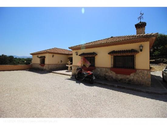 VENTA DE CASA DE CAMPO CERCA DE RONDA - MALAGA