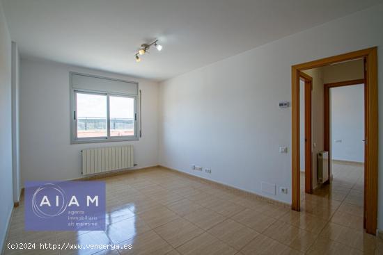 Piso en venta en Palafolls  de 2 habitaciones - BARCELONA