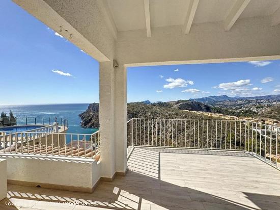 Villa con vistas al mar en Benitachell - ALICANTE