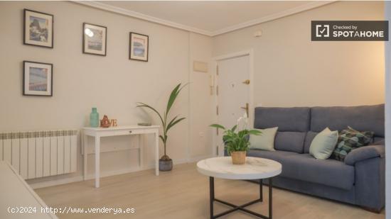 Apartamento completo de 2 dormitorios en Madrid, cerca de la Universidad Rey Juan Carlos, campus Vic