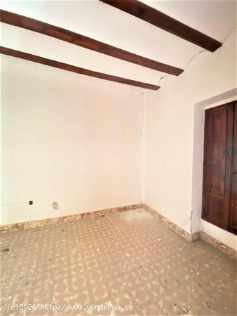 CASA-SOLAR EN VENTA EN CHULILLA. MUY CÉNTRICA. - VALENCIA