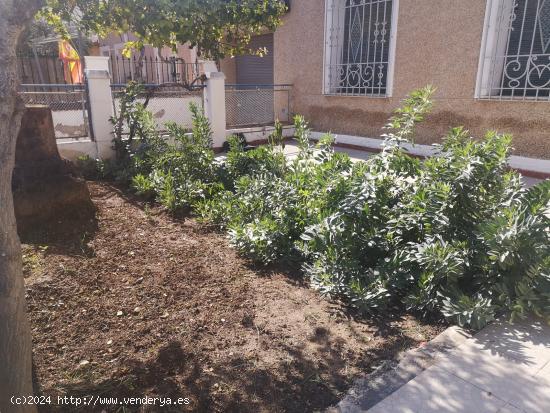 Se Vende en Los Montesinos - ALICANTE