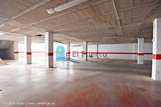 Local comercial en venta. REF 674 - MURCIA