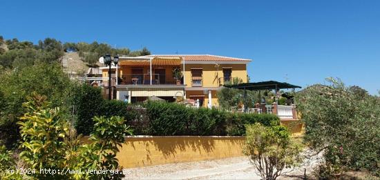 Casa con finca en Campanillas - MALAGA