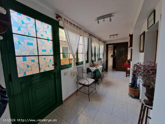 Vivienda con  Terreno de siembra, zonas de terraza y piscina. - SANTA CRUZ DE TENERIFE