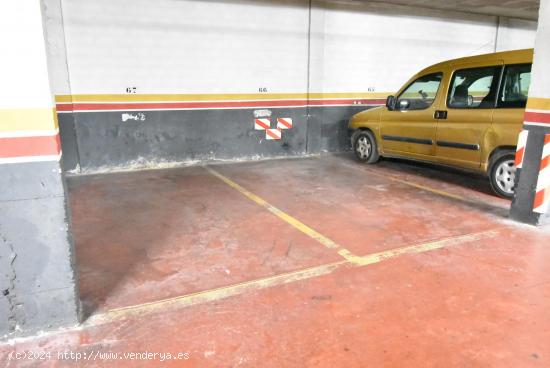 Parking en venta en Centre - BARCELONA