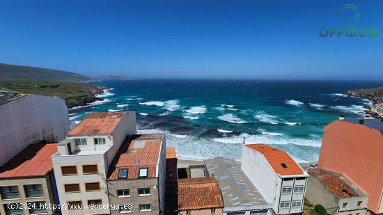 ÁTICO CON VISTAS AL MAR EN MALPICA - A CORUÑA